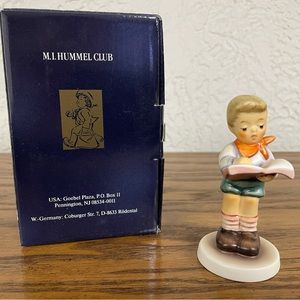 M.I.Hummel Club Honor Student figurine